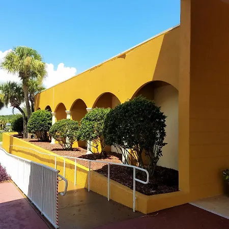 Days Inn & Suites By Wyndham Clermont-2