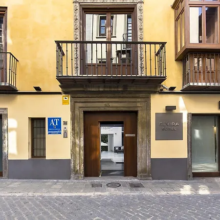 Tuguest Elvira Suites-2