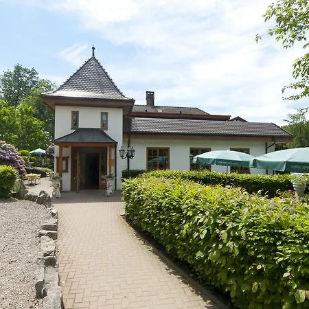 Waldcafe Hotel Restaurant-2