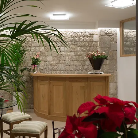 Hotel Italia-2