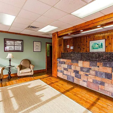Econo Lodge Kernersville-2