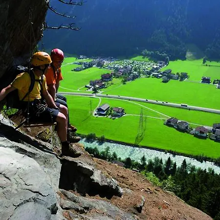 Hostel Chillertal-3