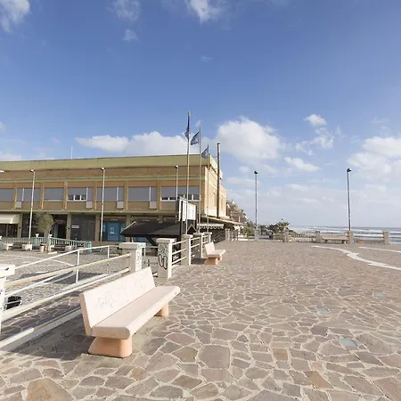 Alex & Lorenz Hotel-2