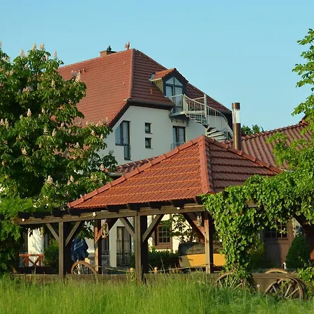 Hotel 3 Linden-3