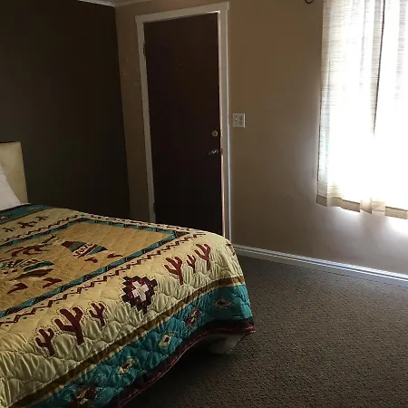 Sun -N- Sand Motel-2
