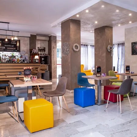Hotel Capri-2