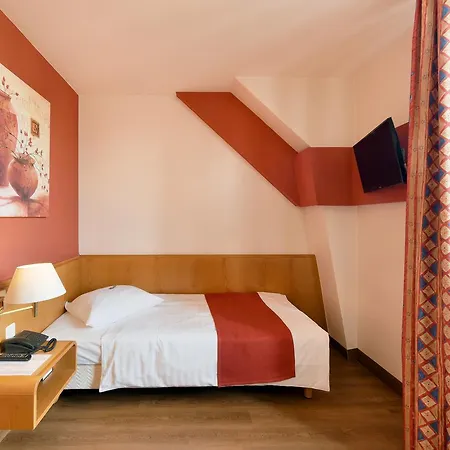 Hotel Aulac-2