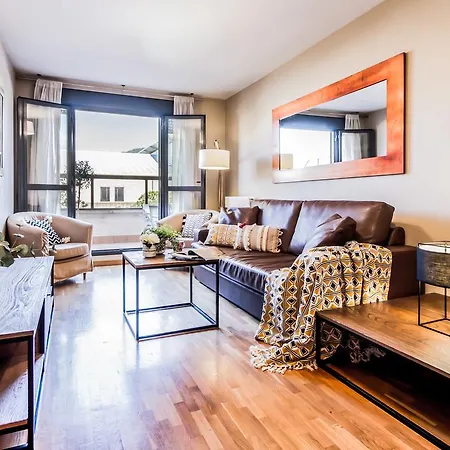 Suites Pamplona Plaza-3