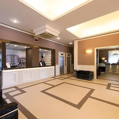 Grand Hotel & Riviera-3