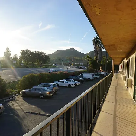 Americas Best Value Inn Thousand Oaks-3