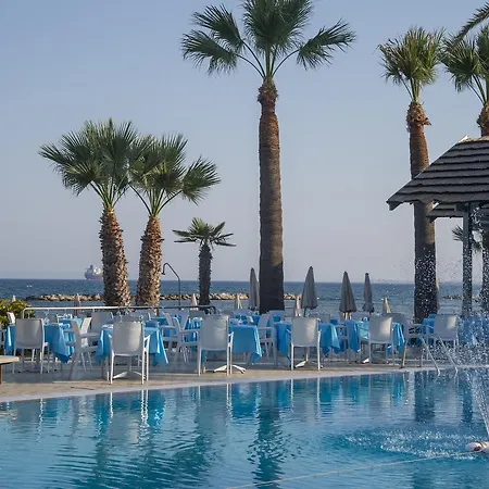 Palm Beach Hotel & Bungalows-2