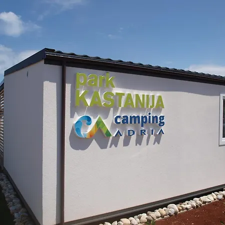 Camping Adria Mobile Homes In Camping Kastanija-2