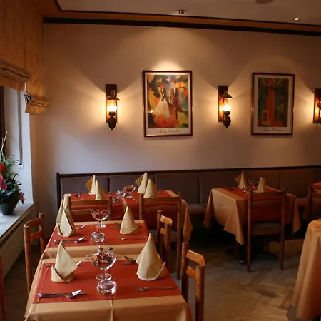 Le Pavillon-2