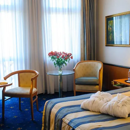 Hotel Roma-2