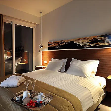 Lucy Hotel-3
