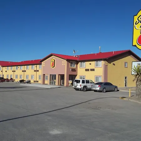 Super 8 By Wyndham Moriarty-2