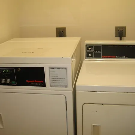 Serena Inn & Suites Of Rapid City-2