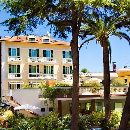 Hotel Lamberti-2