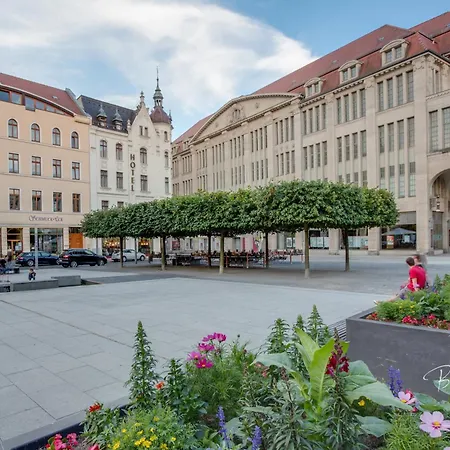 Akzent Hotel Am Goldenen Strauss-3