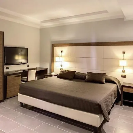 The Strand Hotel-2