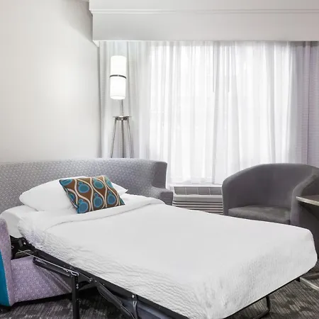 Courtyard By Marriott Athens Downtown-2