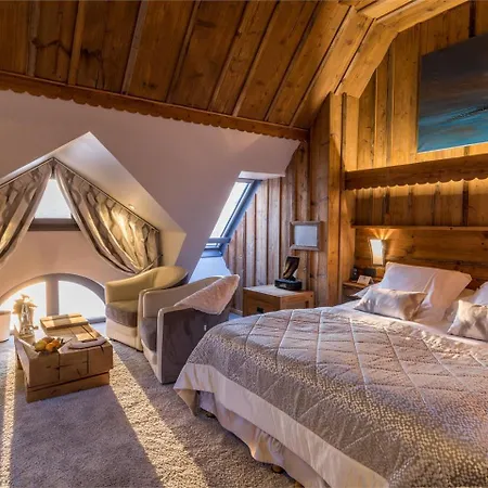 Hotel La Maison Bleue Par Yoann Conte-2