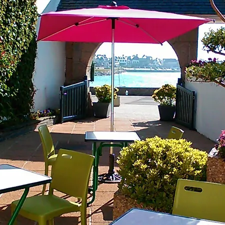 Logis Hotel Bellevue-3