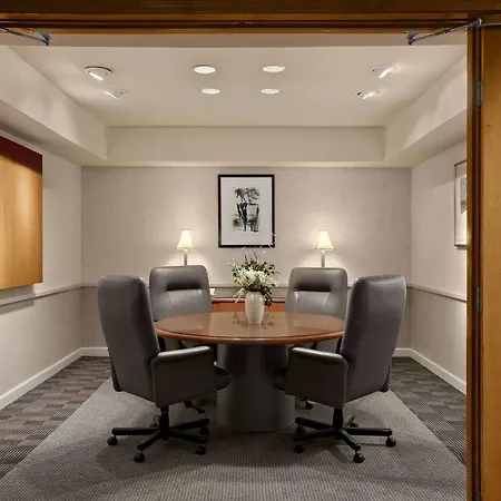 Hawthorn Suites By Wyndham Overland Park-3
