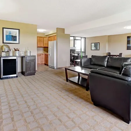 Wyndham Garden Shreveport-2