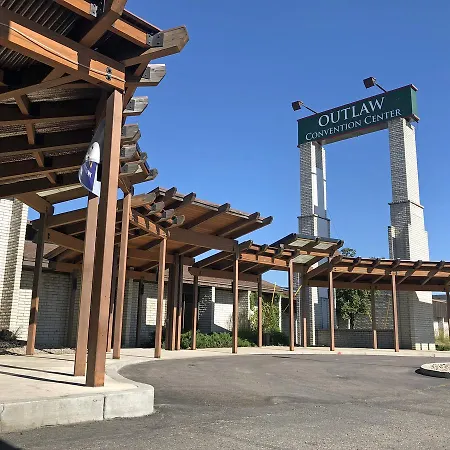 Fairbridge Inn, Suites & Outlaw Conference Center - Kalispell-2