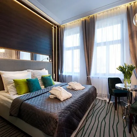 Plaza Boutique Hotel-3