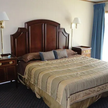 Harbor Base Inn-3