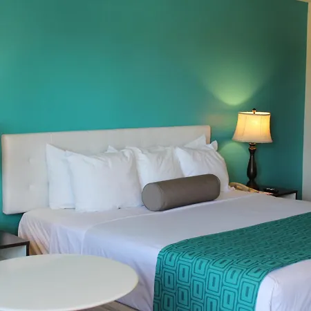 Howard Johnson By Wyndham San Diego Hotel Circle-2