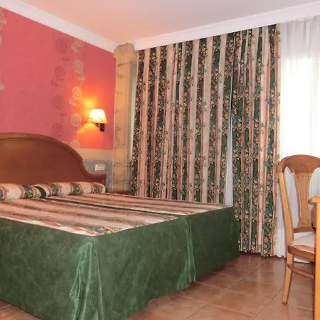 Hotel Las Ruedas-2