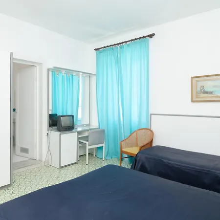 Hotel Flora Wellness & Beauty-2