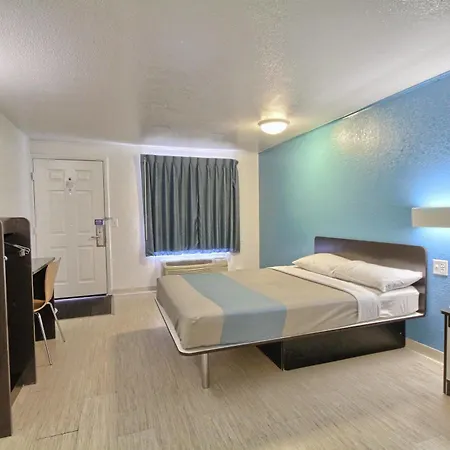 Motel 6 Ann Arbor-3