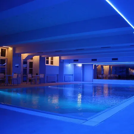 Plus Berlin Hostel Und Hotel-2