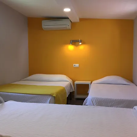 Guest House Sao Filipe-3