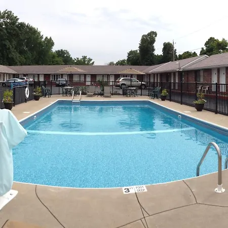 Moonlite Motel-3