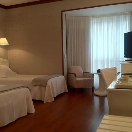 Las Rocas Playa Hotel-2
