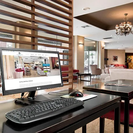 Hotel Zentral Parque-3