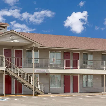 Knights Inn Pasco-2