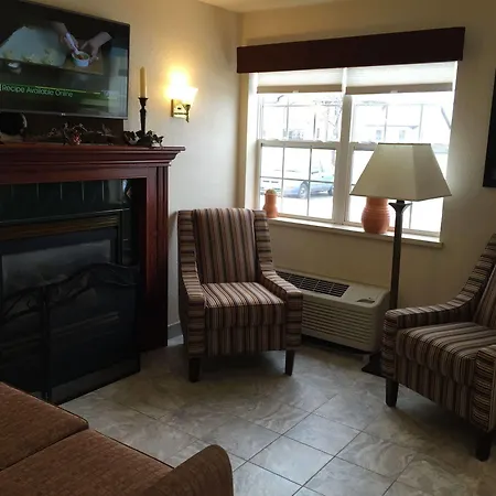 Microtel Inn & Suites By Wyndham Green Bay-3