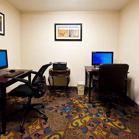 Grand Texan Hotel And Convention Center-3