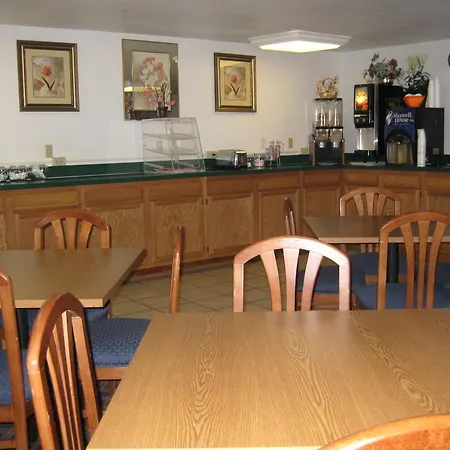 Knights Inn Athens-2