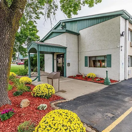 Rodeway Inn-3