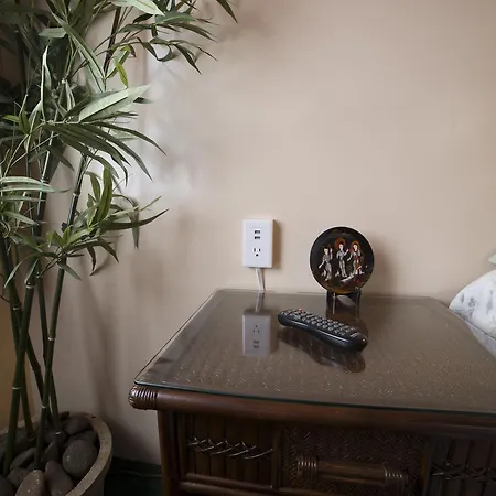 Wailuku Guesthouse-3