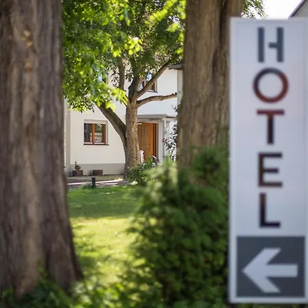 Hotel am Ring-2