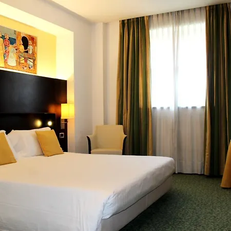 Hotel Senator-2