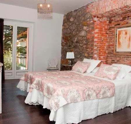 Hostal Jardin Secreto-2